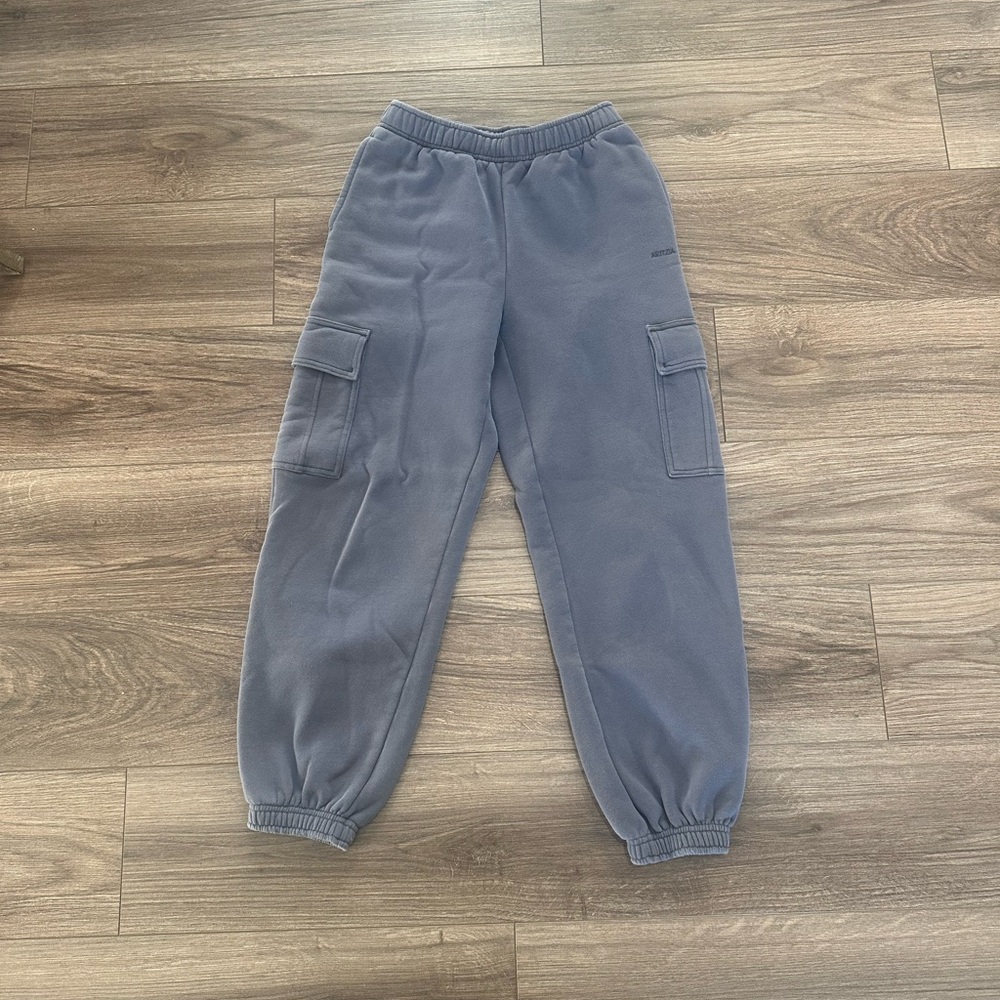 NWT Aritzia Cozy Fleece Mega Cargo™ Jogger